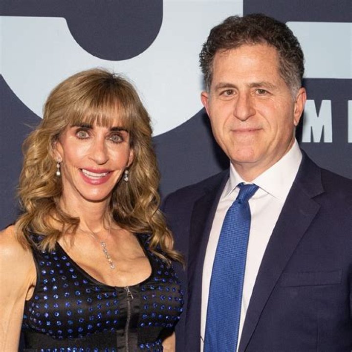 How Oaklee Pendergast Built Her Multi-Million Dollar Net Worth