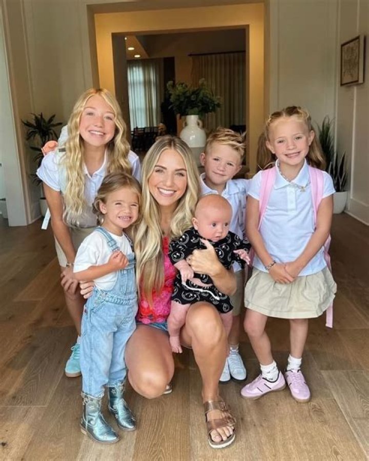 Susan Cummings Biography, Age, Height, Husband, Net Worth, Family